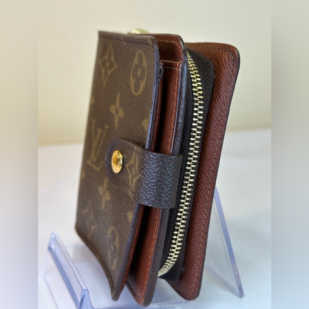 Louis Vuitton Monogram Compact Zip Wallet SD2000 United States 2000 - Picture 7 of 14